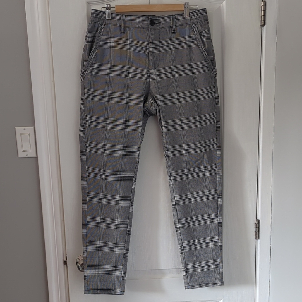 Stylish Gray Checkered Men's Dress Pants